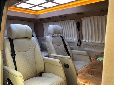 进口大众T6凯路威七座定制改装 重塑豪华商务与个性化出行的新标杆